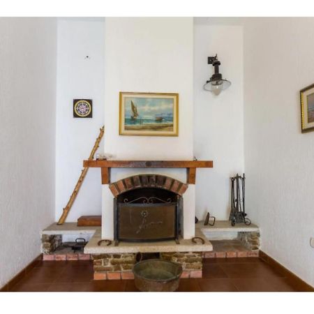 Casa Vacanze A Pochi Passi Dal Mare La Maddalena  Exterior foto