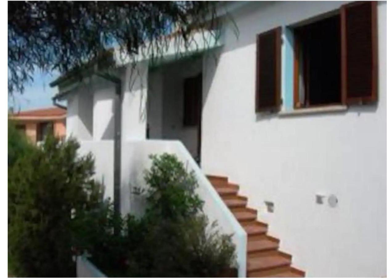 Casa Vacanze A Pochi Passi Dal Mare La Maddalena  Exterior foto
