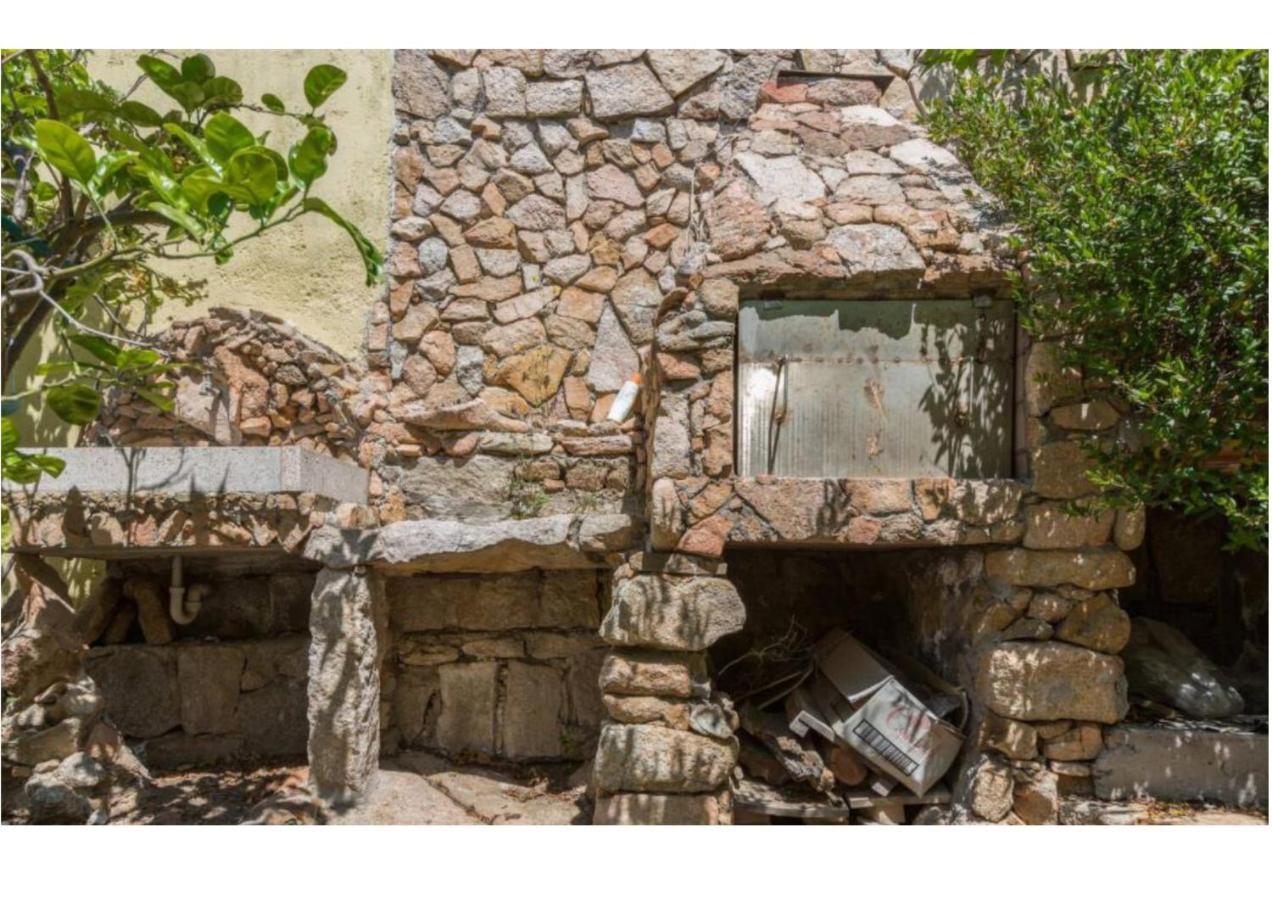 Casa Vacanze A Pochi Passi Dal Mare La Maddalena  Exterior foto