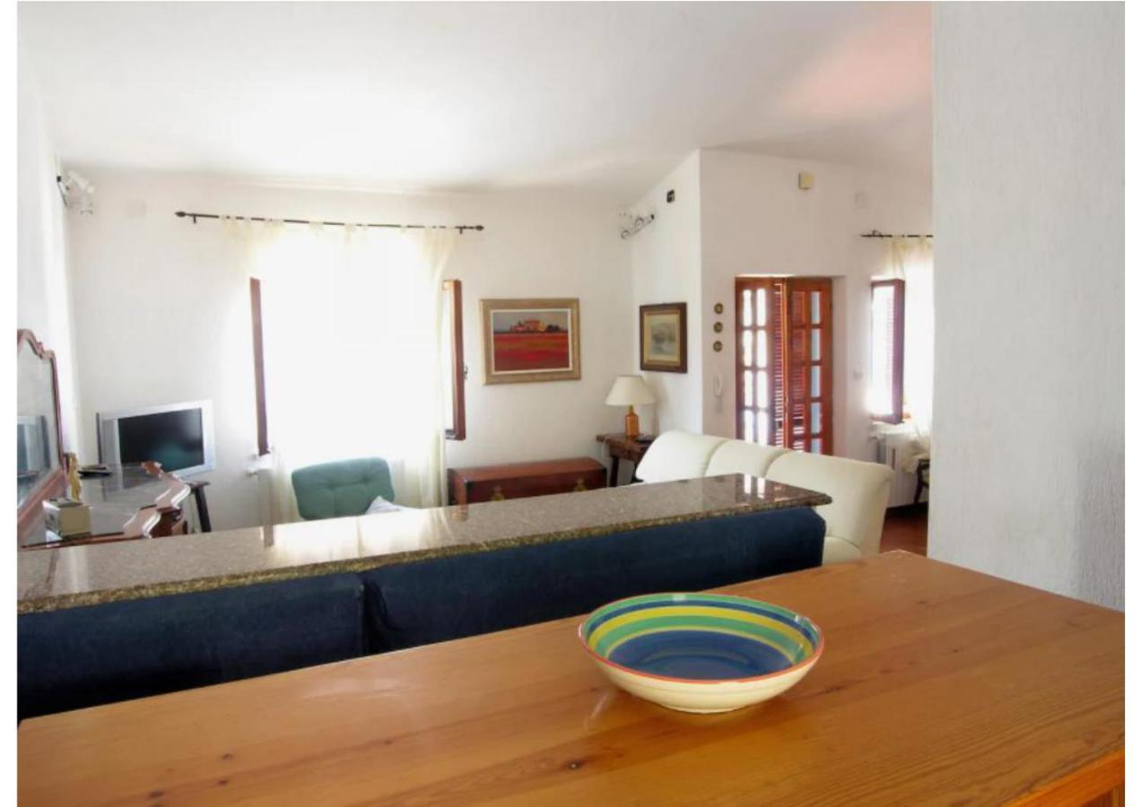 Casa Vacanze A Pochi Passi Dal Mare La Maddalena  Exterior foto