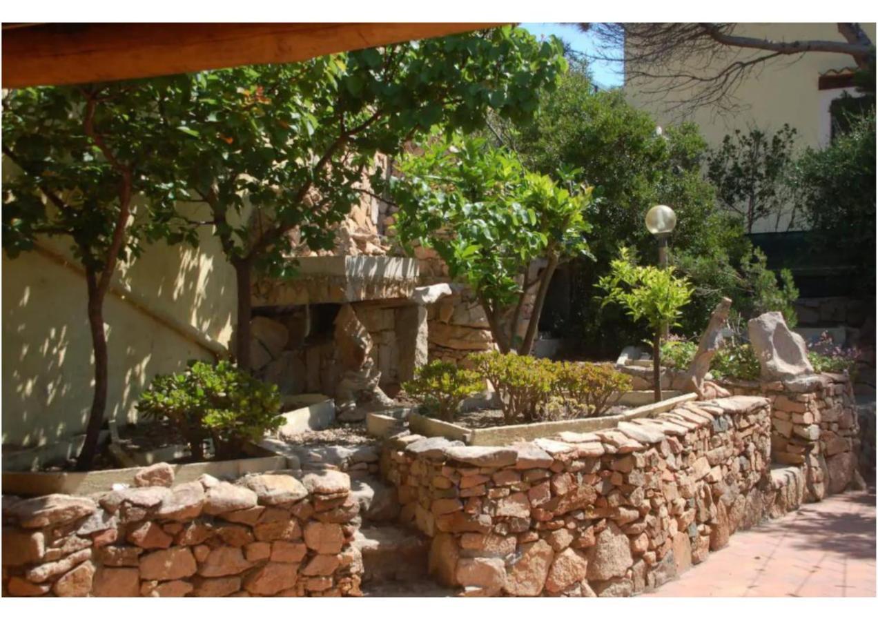 Casa Vacanze A Pochi Passi Dal Mare La Maddalena  Exterior foto